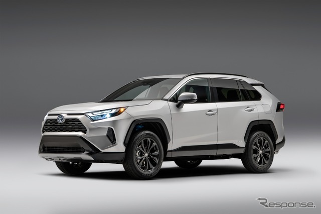 トヨタ RAV4 の2022年モデル(SEハイブリッド)
