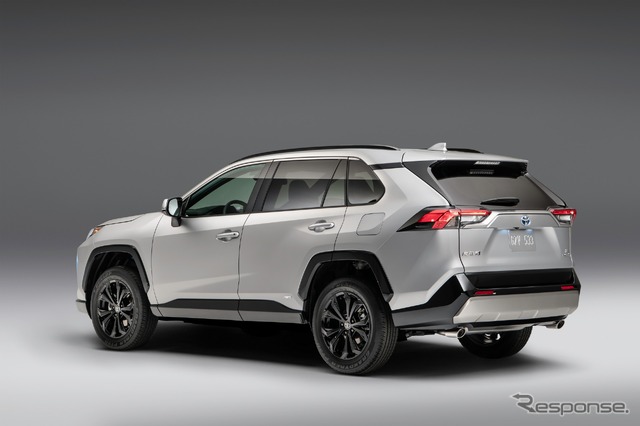 トヨタ RAV4 の2022年モデル(SEハイブリッド)