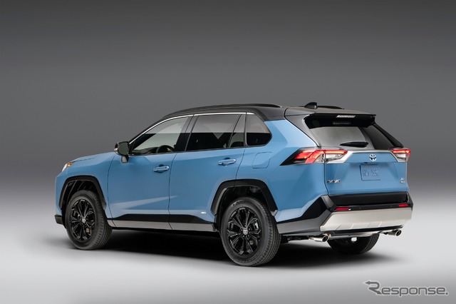 トヨタ RAV4 の2022年モデル(XSEハイブリッド)