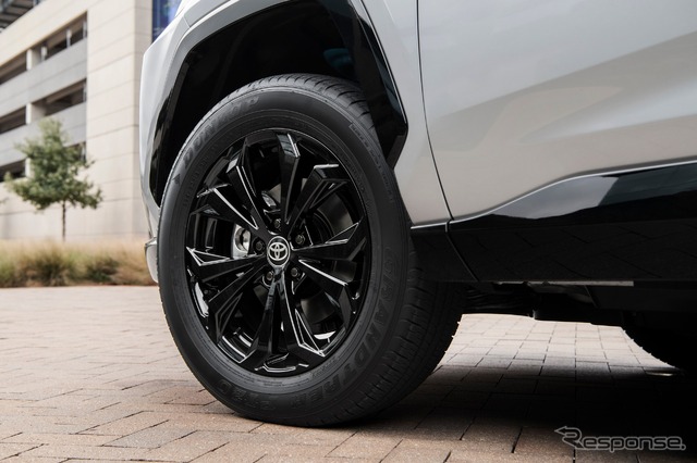 トヨタ RAV4 の2022年モデル(SEハイブリッド)