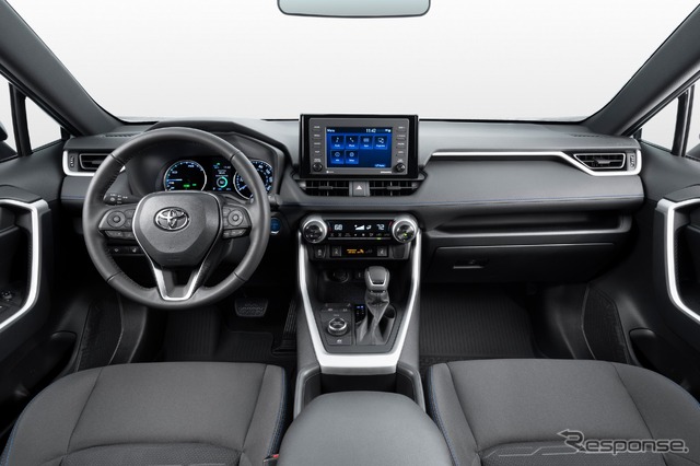 トヨタ RAV4 の2022年モデル(SEハイブリッド)