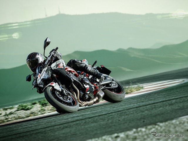 ミラノEICMA出品車:カワサキZ900