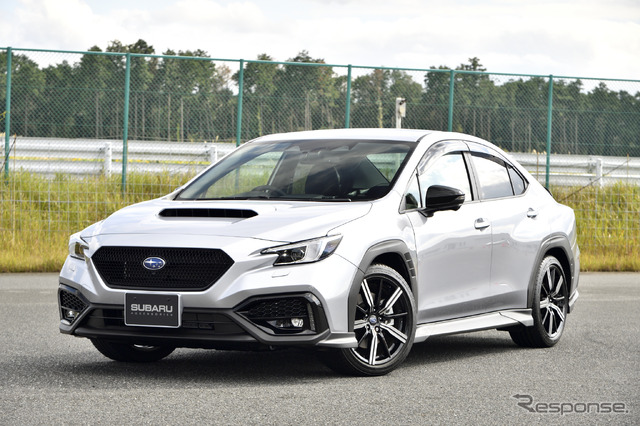 SUBARU 新型 WRX S4 GT-H ボディカラー アイスシルバー・メタリック