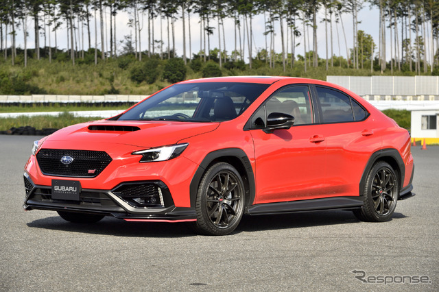 SUBARU 新型 WRX S4 STI Sport R EX(アクセサリー装着車)
