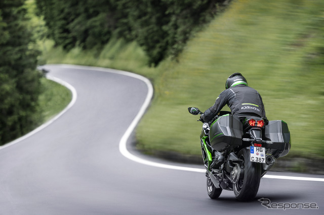 カワサキ Ninja H2 SX SE(2022年モデル)