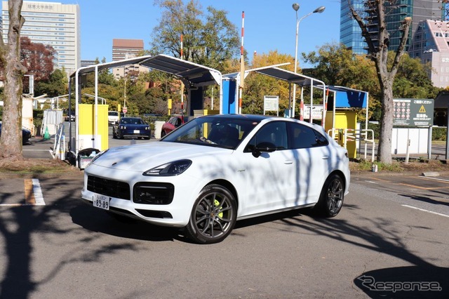 JAIA輸入電動車試乗会:ポルシェ・カイエン E-Hybrid クーペ