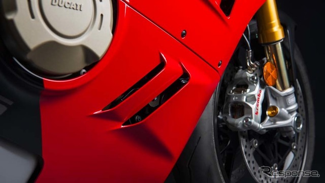 ドゥカティ・パニガーレ V4 の2022年モデル