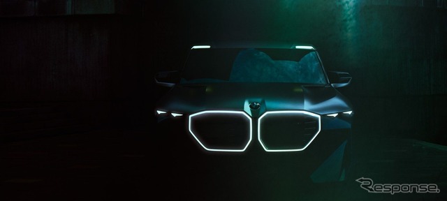 BMW コンセプト XM のティザー写真