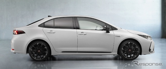 トヨタ・カローラ・セダン のGR SPORT(欧州仕様)