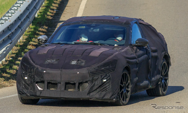 フェラーリ プロサングエ 市販型プロトタイプ(スクープ写真)