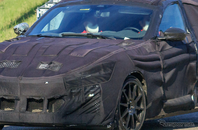 フェラーリ プロサングエ 市販型プロトタイプ(スクープ写真)