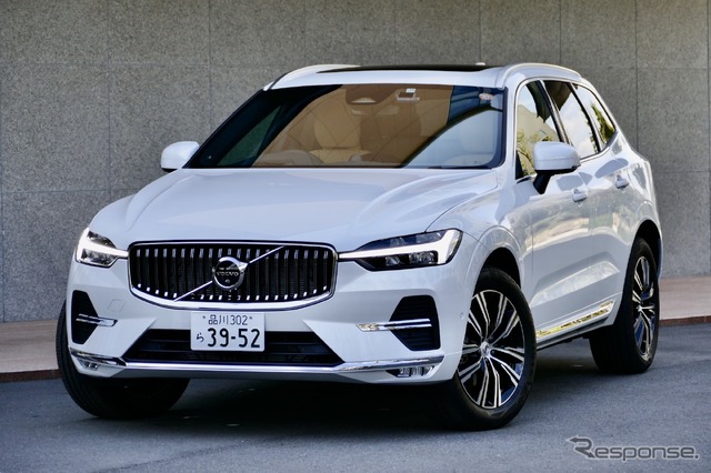 ボルボXC60 B5 AWD Inscription