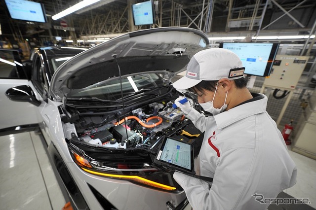 完成検査（参考画像：日産自動車栃木工場）