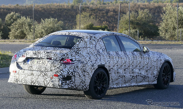 メルセデスベンツ Eクラス 次期型プロトタイプ(スクープ写真)