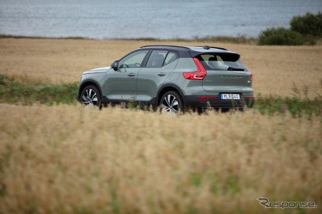 ボルボXC40リチャージ