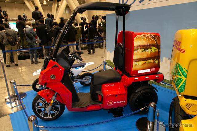 同じくマクドナルド仕様のAA-Cargo(EVバイクコレクション2021)。