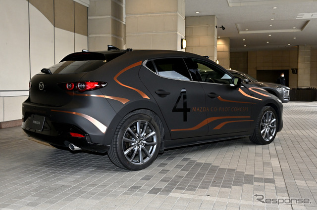 マツダの「CO-PILOT CONCEPT 2.0」