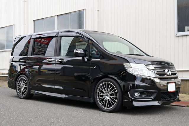 car audio newcomer! ホンダ ステップワゴン(オーナー:中西博紀さん) by custom&car Audio PARADA 前編