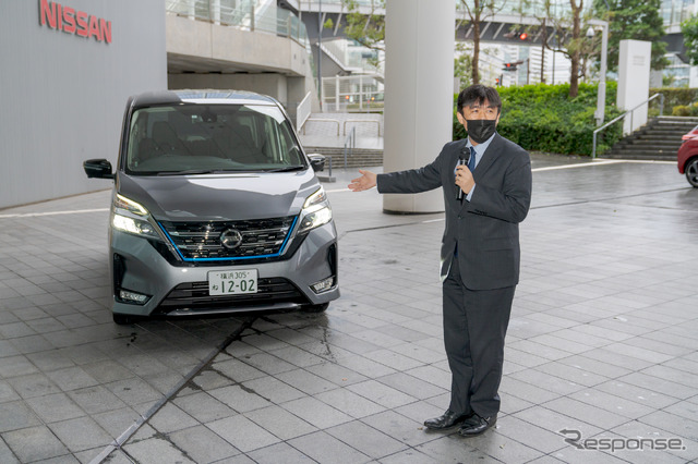 日産自動車株式会社 日本マーケティング本部チーフ マーケティング マネージャー 丸地隆史氏が、セレナ XVエアロとGOODS DRIVEについて説明した。