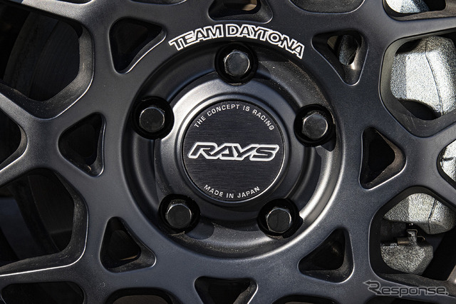 【レイズ TEAM DAYTONA M8】推奨サイズ:16×7.0J Inset37 5H-114.3/カラー:マットブラック/タイヤサイズ:LT235/70R16(デリカD:5 x 社外ホイール )