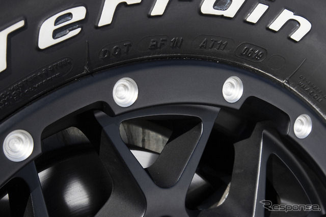 【レイズ TEAM DAYTONA M8】推奨サイズ:16×7.0J Inset37 5H-114.3/カラー:マットブラック/タイヤサイズ:LT235/70R16(デリカD:5 x 社外ホイール )