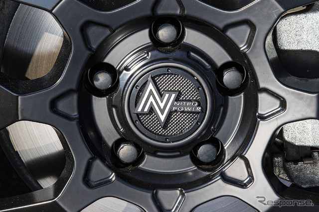 【MiD NITRO POWER M28 BULLET S】推奨サイズ:18×7.0J Inset35 5H-114.3/カラー:セミグロスブラック/タイヤサイズ:225/60R18(デリカD:5 x 社外ホイール )