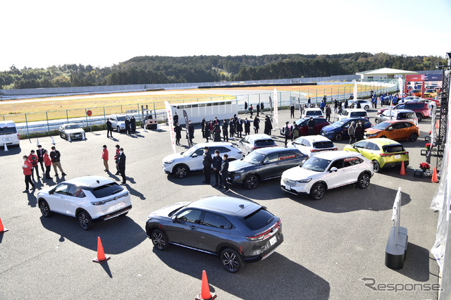 ホンダ・ヴェゼル(日本カーオブザイヤー10ベスト試乗会)