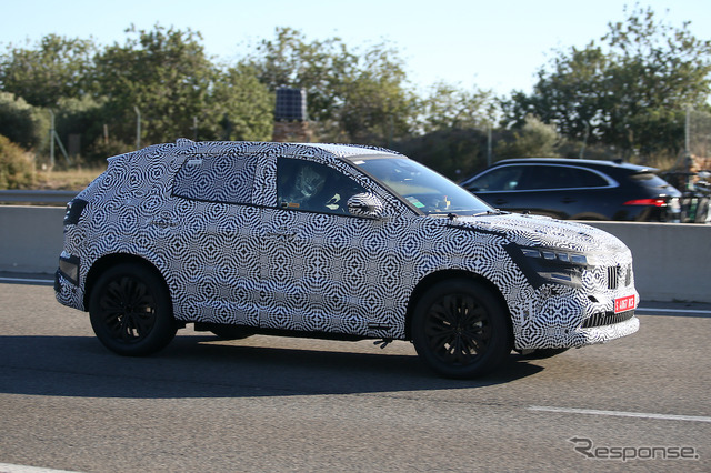 ルノー オーストラル 市販型プロトタイプ(スクープ写真)