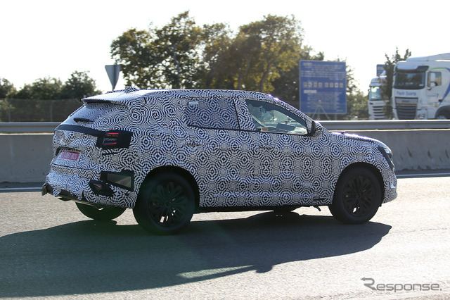 ルノー オーストラル 市販型プロトタイプ(スクープ写真)