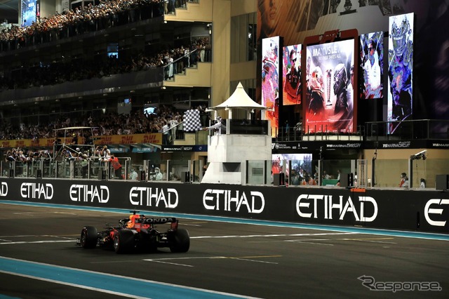 フェルスタッペン(レッドブル・ホンダ)、F1の2021年王者に。