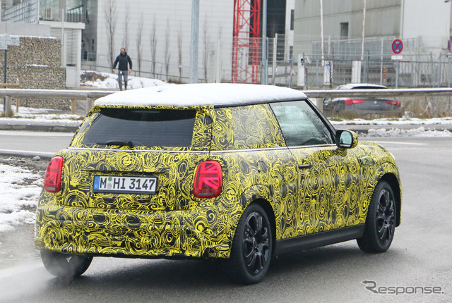 MINI ハッチバック 次世代型プロトタイプ(スクープ写真)
