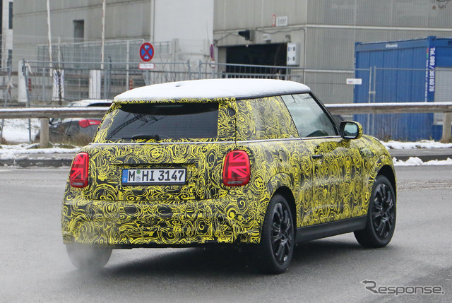 MINI ハッチバック 次世代型プロトタイプ(スクープ写真)