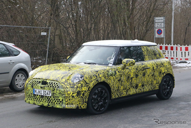 MINI ハッチバック 次世代型プロトタイプ(スクープ写真)