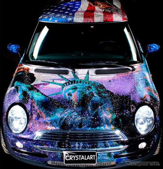 MINI アートカー…100万個のスワロフスキークリスタル