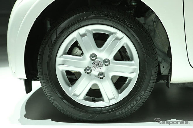 【トヨタ iQ 発表】ブリヂストンが新車装着用タイヤに採用