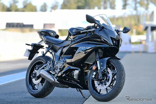 ヤマハ YZF-R7