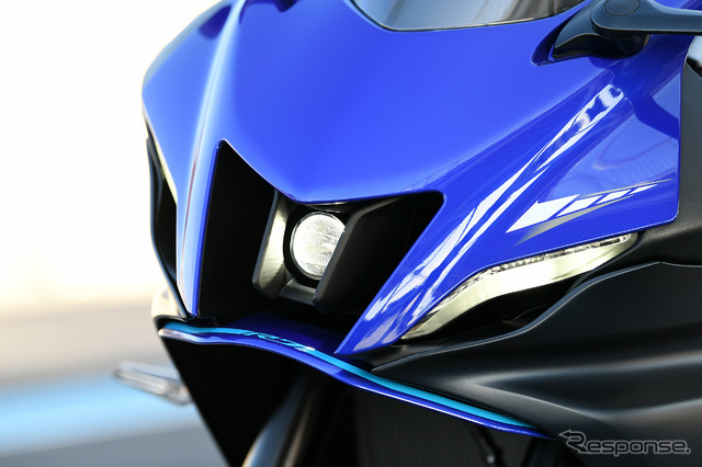 ヤマハ YZF-R7