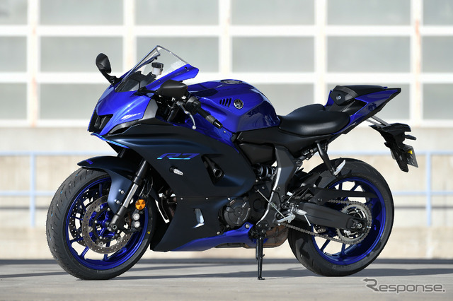 ヤマハ YZF-R7