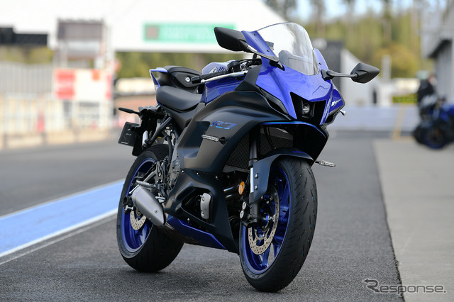 ヤマハ YZF-R7