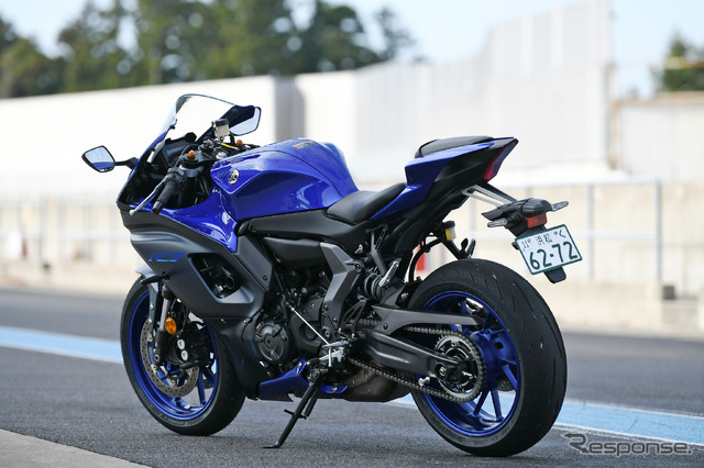 ヤマハ YZF-R7