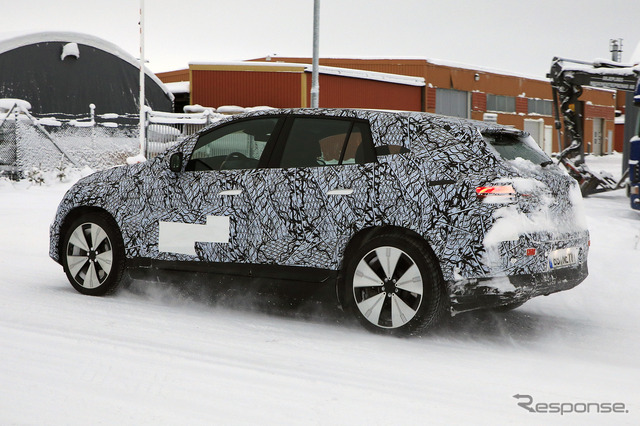 メルセデスベンツ EQE SUV プロトタイプ(スクープ写真)