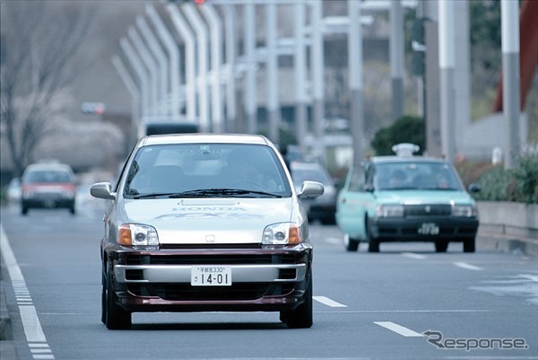 【新聞ウォッチ】ホンダ燃料電池車『FCX-V4』を公道テスト、最大の懸案は……