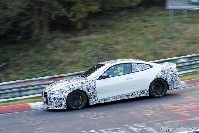 BMW M4 CSL 市販型プロトタイプ スクープ写真