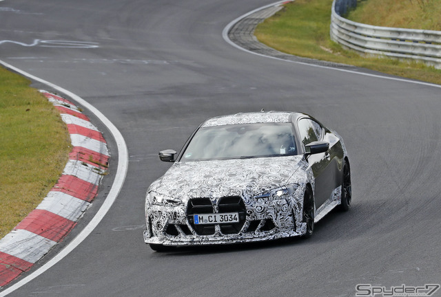 BMW M4 CSL 市販型プロトタイプ スクープ写真