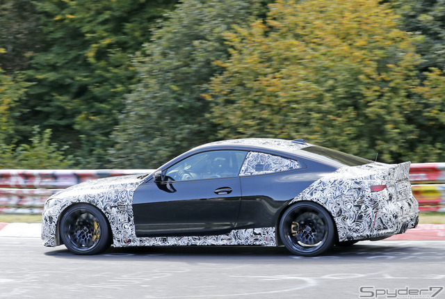 BMW M4 CSL 市販型プロトタイプ スクープ写真