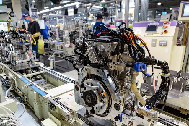最新世代の1.5リットル「TNGA」エンジンの第2生産ラインを稼働させたトヨタ・モーター・マニュファクチャリング・ポーランド（TMMP）