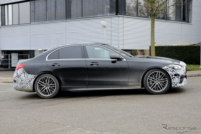 メルセデスAMG Cクラス 新型プロトタイプ。車名は「C43」か「C53」か(スクープ写真)