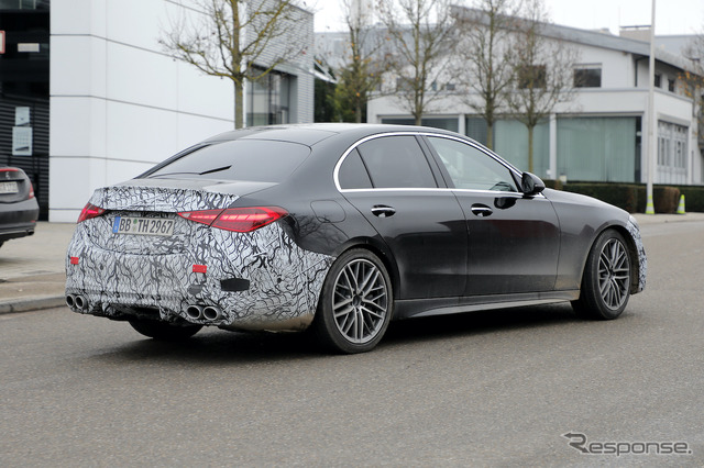 メルセデスAMG Cクラス 新型プロトタイプ。車名は「C43」か「C53」か(スクープ写真)