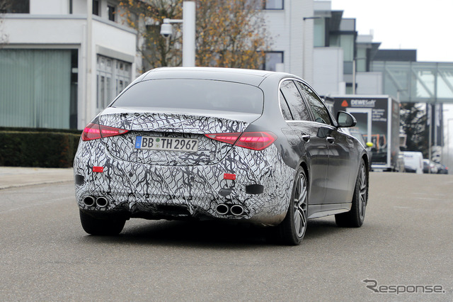 メルセデスAMG Cクラス 新型プロトタイプ。車名は「C43」か「C53」か(スクープ写真)