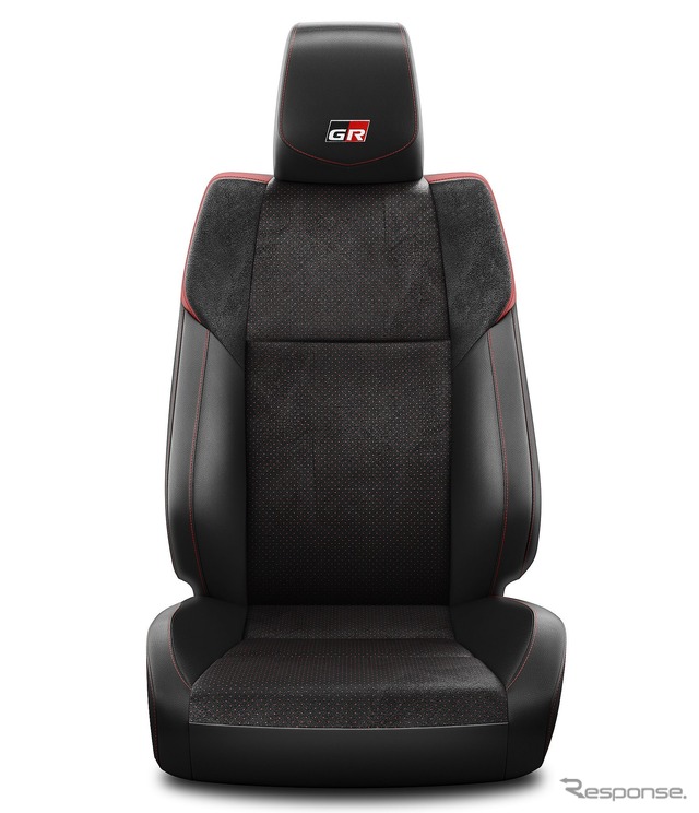 トヨタ・ハイラックス 改良新型の「GR SPORT」(欧州仕様)